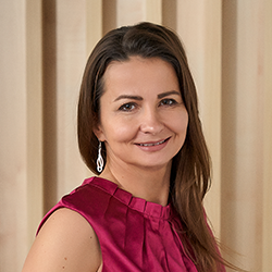 Viktória Bracjunová